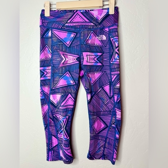 THE North Face MOTUS CAPRI III Legging purple flash dry SZ Small - EUC - Picture 3 of 16